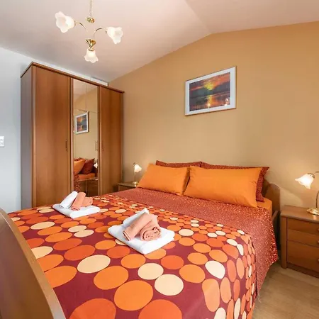 Ferienhaus Danijel Kaštelir