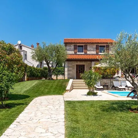 Ferienhaus Danijel Kaštelir